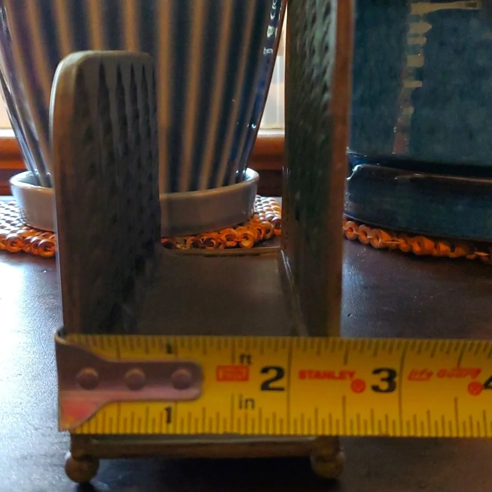 Pier 1 Metal Feather Mail Sorter Holder